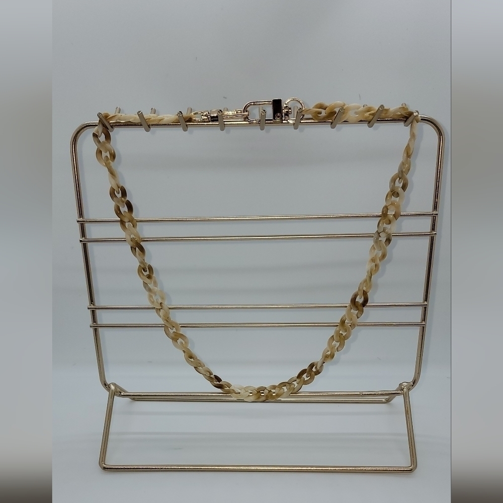 Tortoiseshell print chain necklace